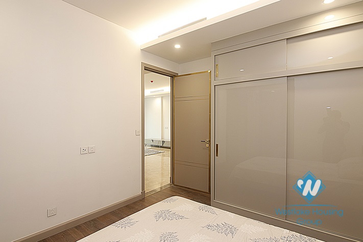 Three bedrooms apartment for rent in Sun Grand tower, Thuy Khue, Ba Dinh.
